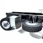Châssis + axes + roues + accessoires pour 4x4 Truck - servo